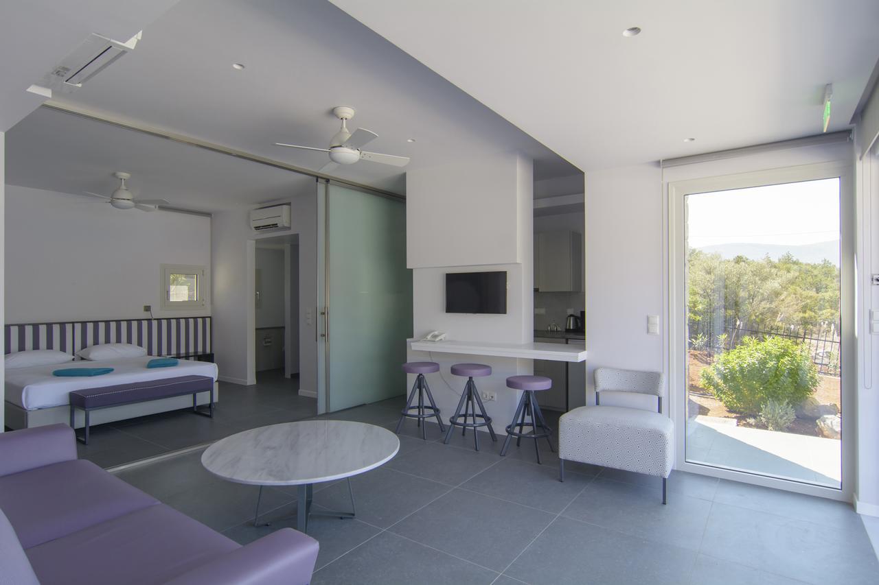 Lavender Cove Aparthotel Korfos Ngoại thất bức ảnh