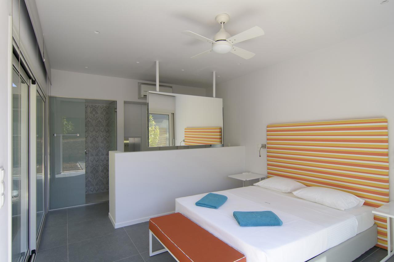 Lavender Cove Aparthotel Korfos Ngoại thất bức ảnh