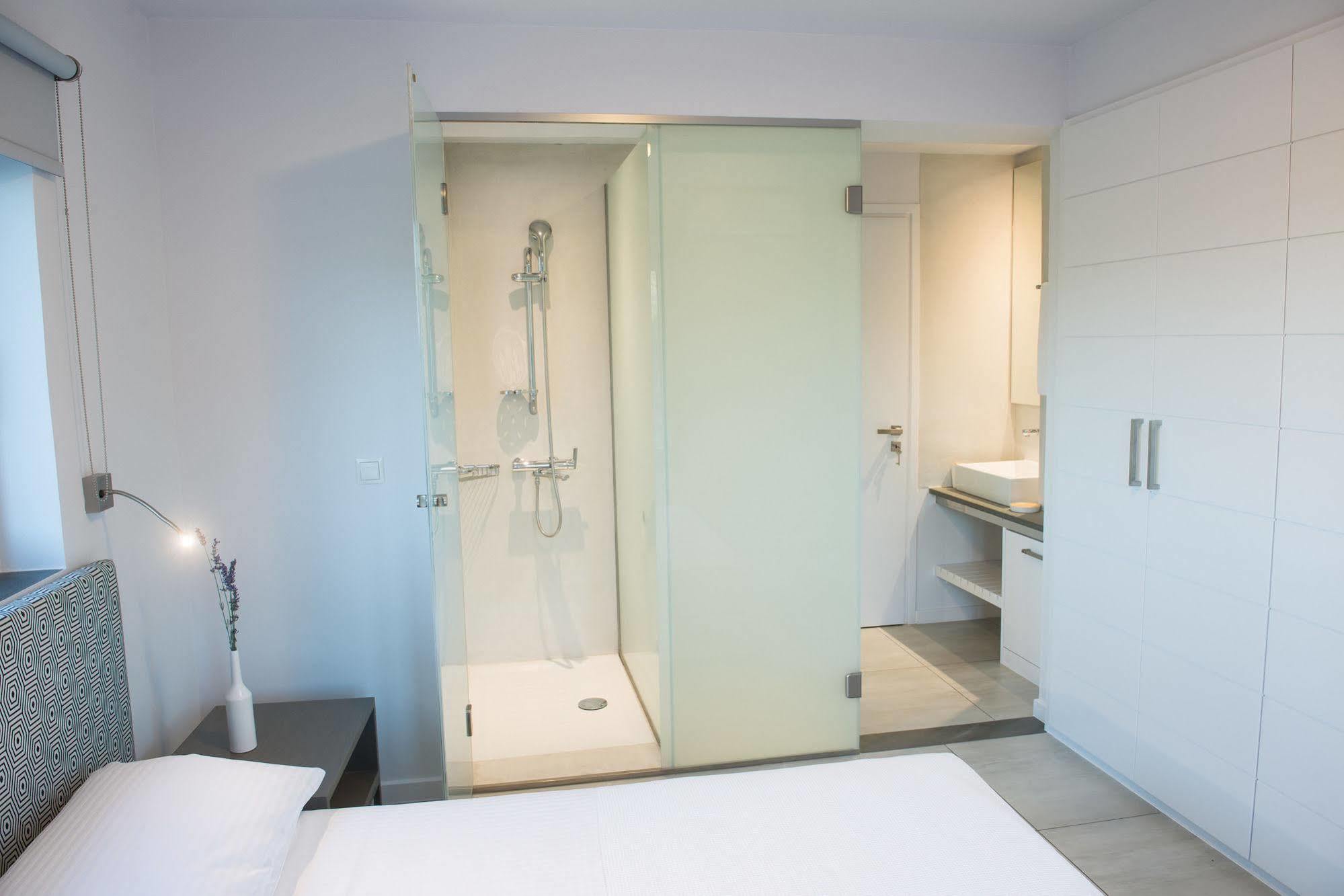 Lavender Cove Aparthotel Korfos Ngoại thất bức ảnh